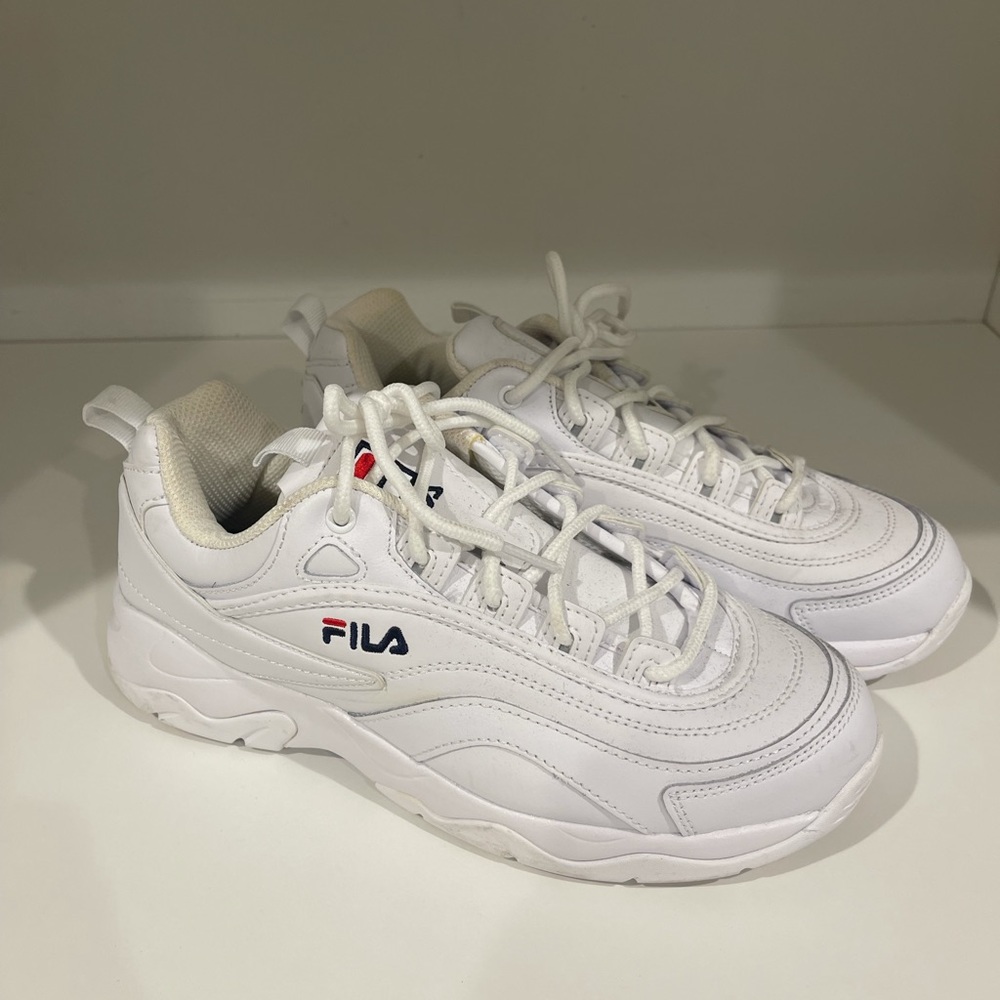 FILA Disarray White Chunky Sneaker Size 9